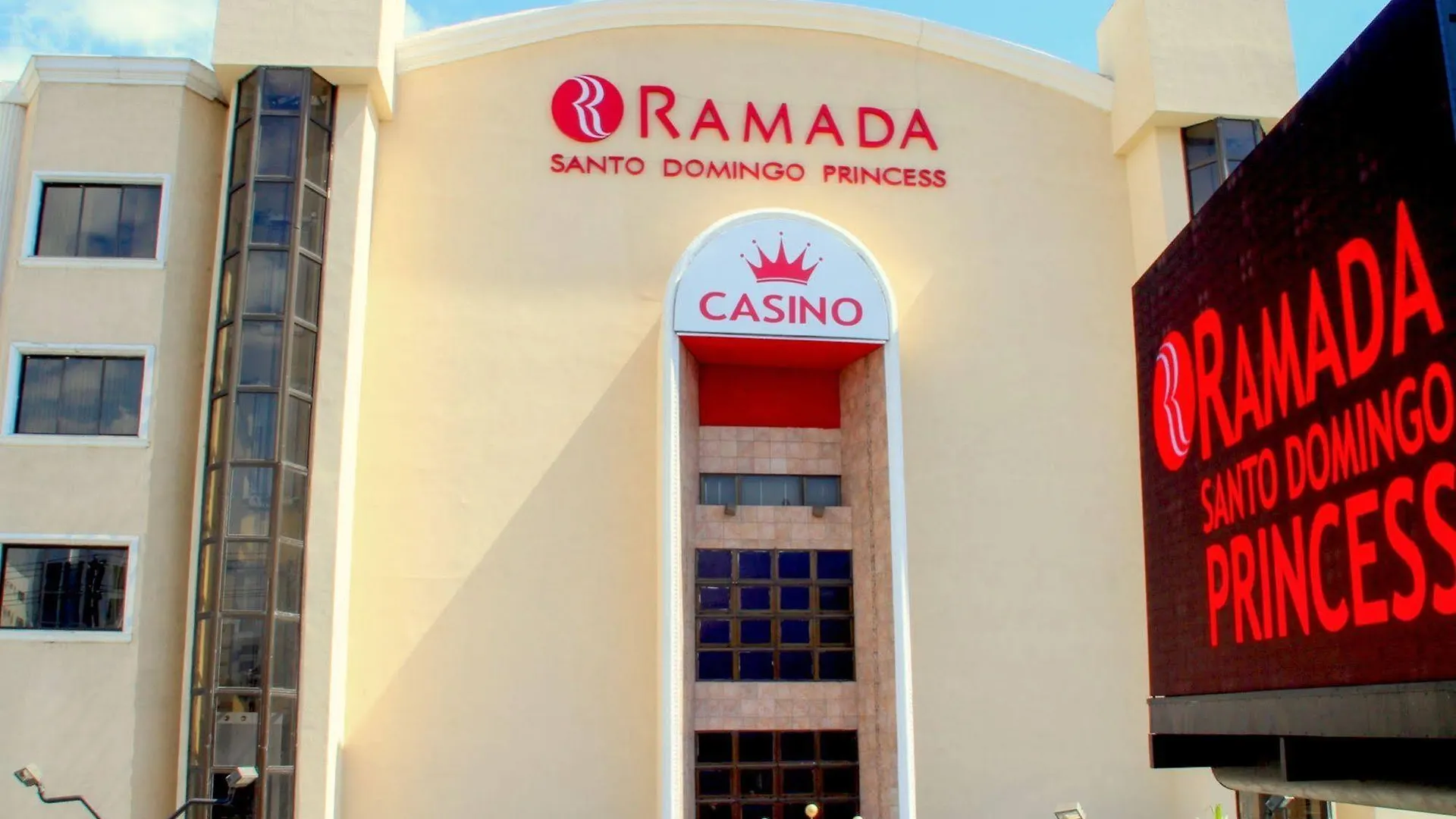 Ramada By Wyndham Princess Santo Domingo Hotel