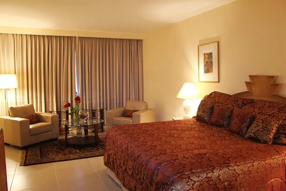 Ramada By Wyndham Princess Santo Domingo